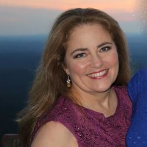 Meet your Posher, Monica